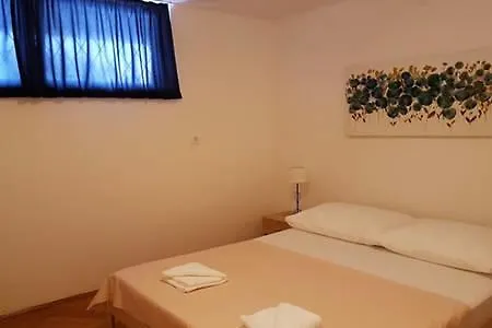 Diocletian Apartment *